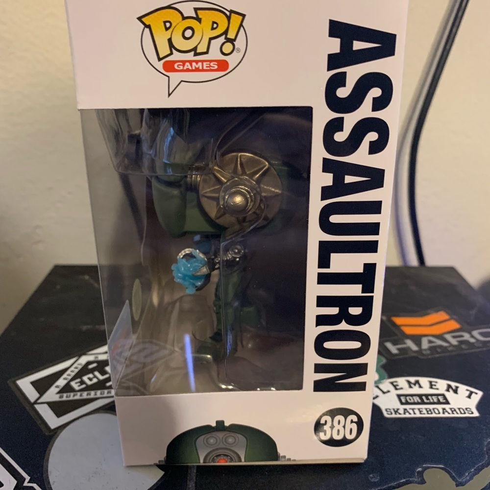 Assaultron Funko - Picture 4 of 4